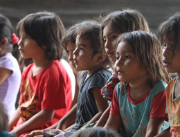 Kids-in-La-Chureca-feeding-program